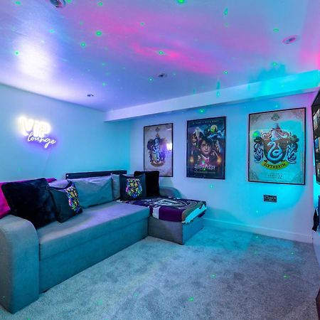 The Hogwarts Retreat - Cinema Room - Special May Offer - 25Th - 31St Watford  Esterno foto
