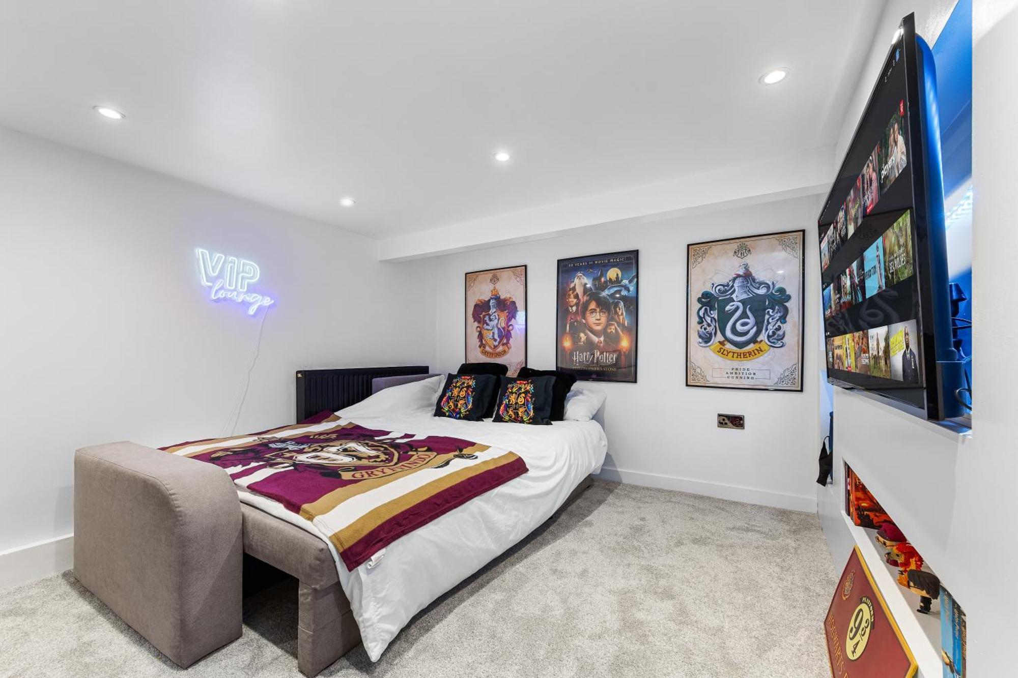 The Hogwarts Retreat - Cinema Room - Special May Offer - 25Th - 31St Watford  Esterno foto