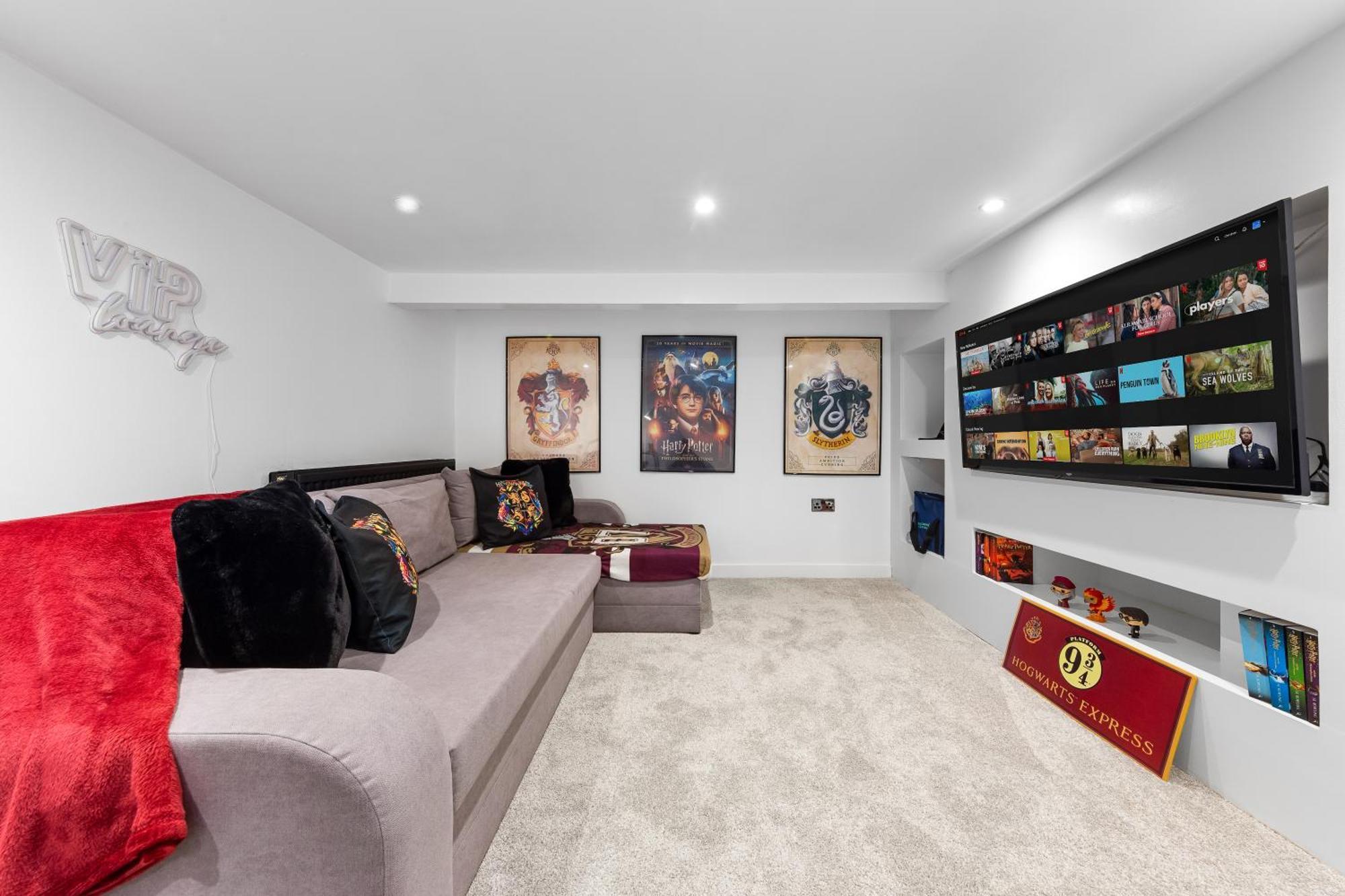 The Hogwarts Retreat - Cinema Room - Special May Offer - 25Th - 31St Watford  Esterno foto